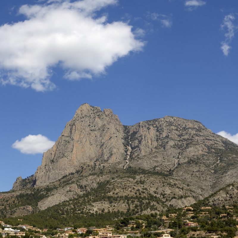 Ruta pel Puig Campana, la Muntanya Màgica